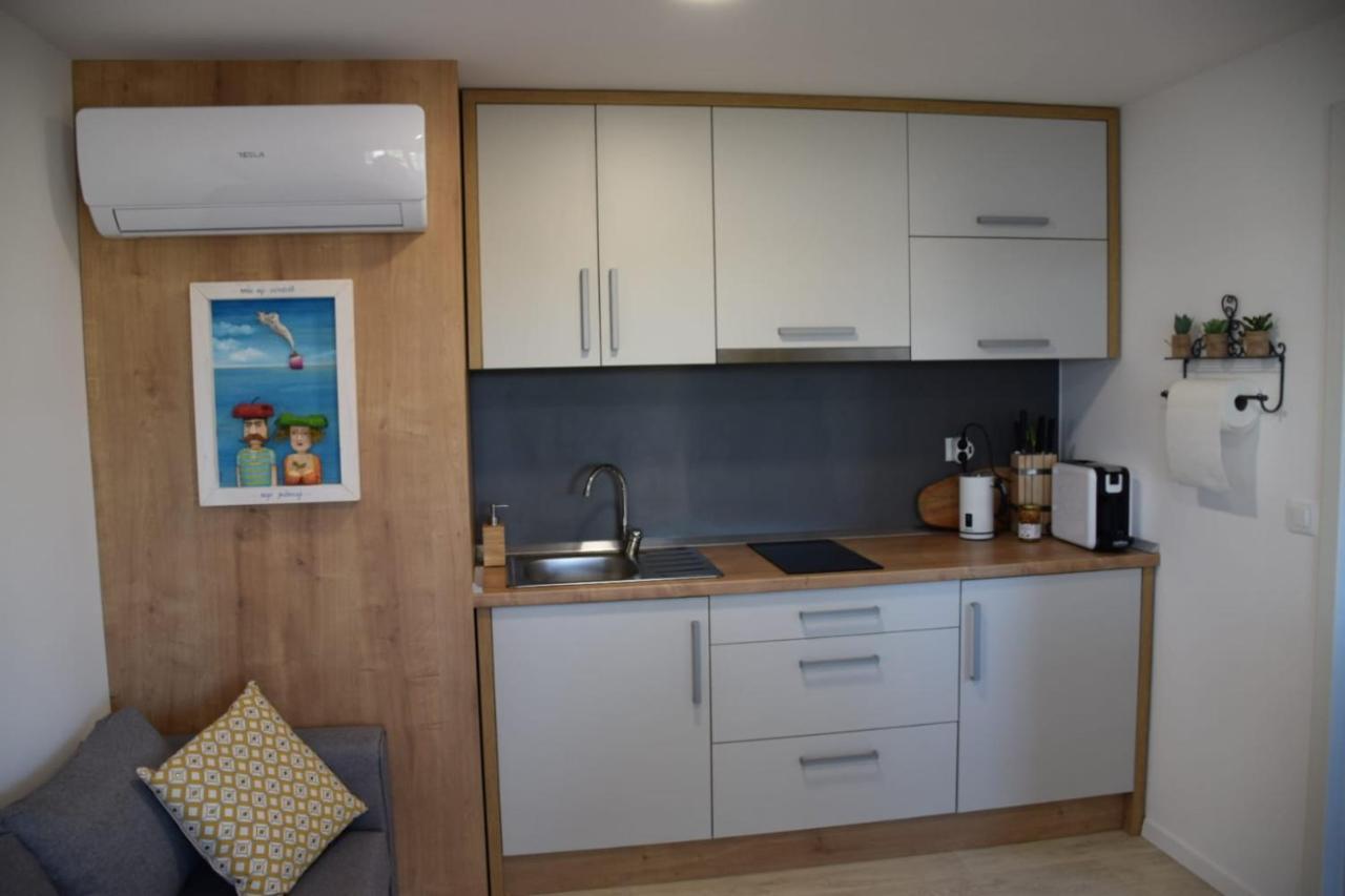 O'Fig Mobile Home Tisno Exterior photo